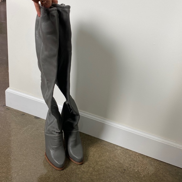 Gorgeous custom made zodiac thigh high grey leather boots - Picture 1 of 5